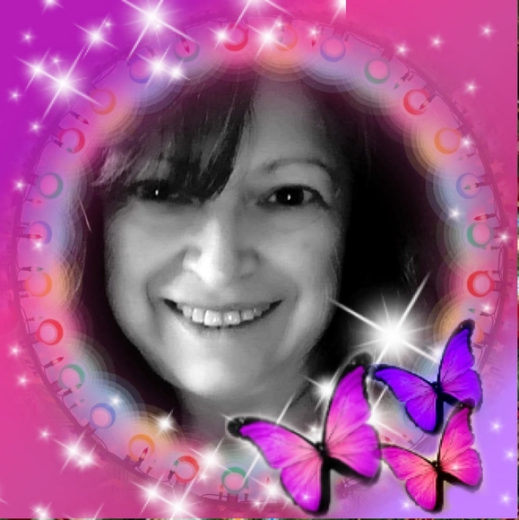 Meet your Posher, Theresa - Picture 1 of 1